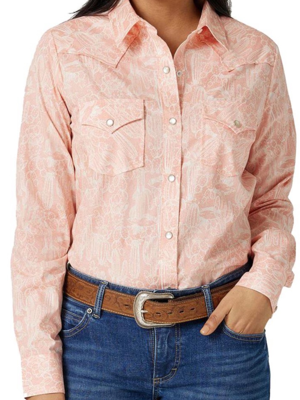 Wrangler Cacti Print
Western Snapfront Shirt 100% cotton peachy pink Size Large.